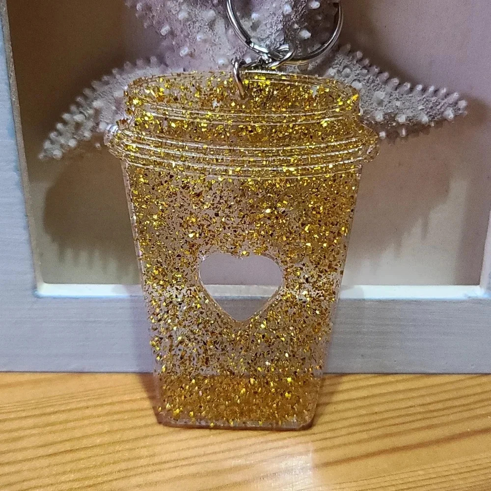 Cup resin keychaim